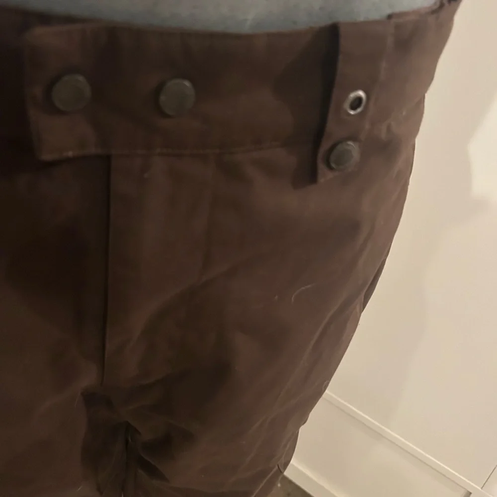 Men's Brown Burton snowboarding Pants - Picture 5 of 12